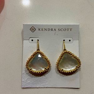Kendra Scott drop earrings available in amethyst only, genuine